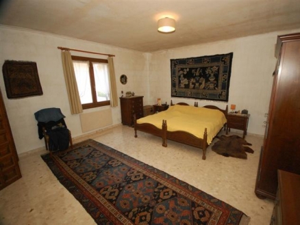 Alicante property | 2 bedroom Villa 108231