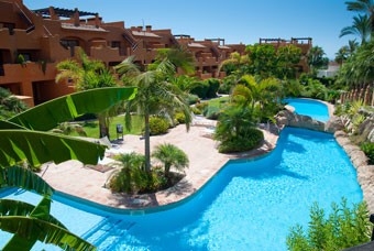 town Apartment 109190