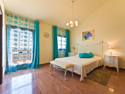 town, Spain | Townhome for sale 109370