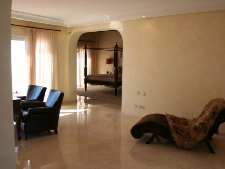 Puerto Banus property: Apartment in Malaga for sale 109601