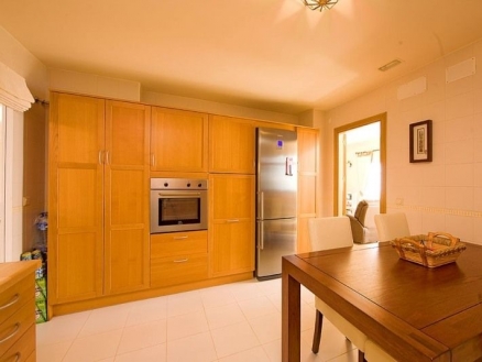 Townhome&nbsp;for&nbsp;sale&nbsp;in&nbsp;town,&nbsp;Malaga&nbsp;109854