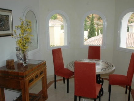 Marbella property: Malaga property | 3 bedroom Villa 109897