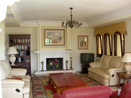 El Paraiso property: Villa for sale in El Paraiso, Malaga 109957