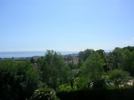 El Paraiso property: Malaga property | 5 bedroom Villa 109957