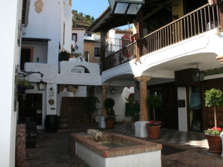 Benahavis property: Townhome for sale in Benahavis, Spain 109990