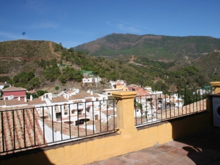 Benahavis property: Malaga property | 4 bedroom Townhome 109990