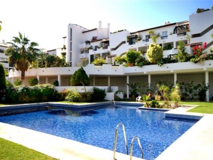 Apartment for sale in town 110011