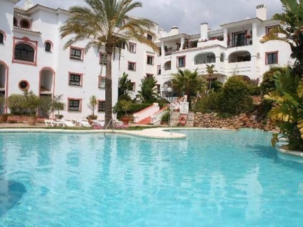 Las Chapas De Marbella property: Apartment for sale in Las Chapas De Marbella 110027