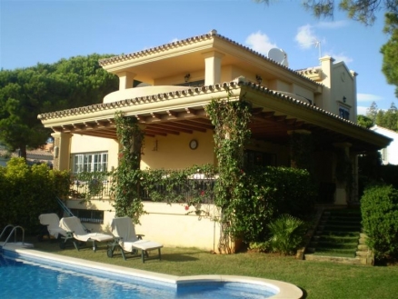 town Villa 110137
