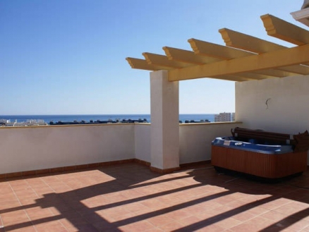 Estepona property: Apartment for sale in Estepona, Malaga 110145