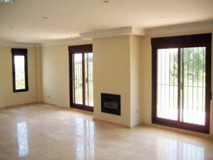 Villa for sale in town, Malaga 110293