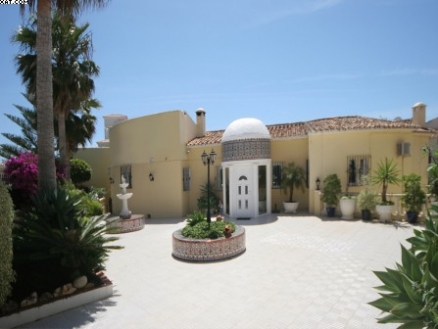 El Faro property: Villa for sale in El Faro, Spain 110303