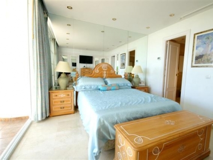 New Golden Mile property: Apartment for sale in New Golden Mile, Malaga 110318