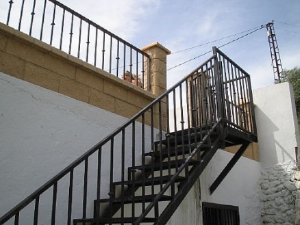 Iznalloz property: Villa in Granada for sale 110422