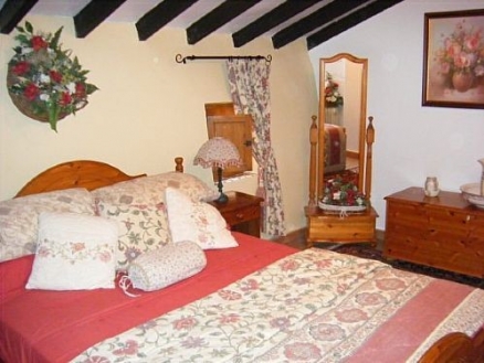 Sax property: Townhome for sale in Sax, Alicante 110425