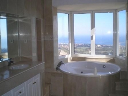 Los Monteros property: Villa with 4 bedroom in Los Monteros, Spain 110533