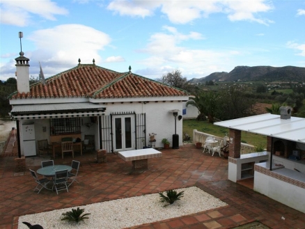 Alhaurin El Grande property: Villa with 3 bedroom in Alhaurin El Grande 110736