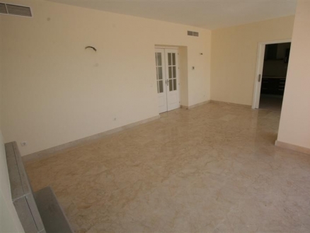 Fuengirola property: Apartment for sale in Fuengirola, Malaga 110957