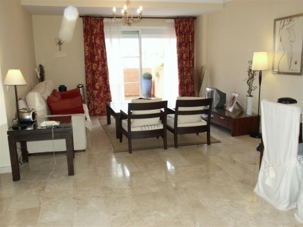 Elviria property: Apartment for sale in Elviria 111006