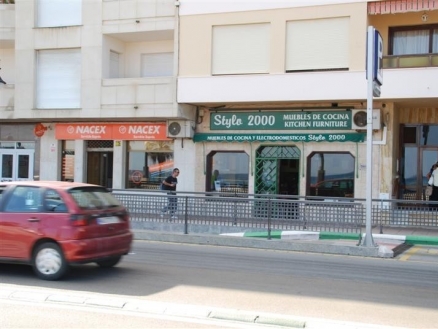 Estepona property: Commercial for sale in Estepona, Spain 111008