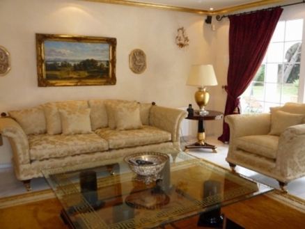 Nueva Andalucia property: Villa with 5 bedroom in Nueva Andalucia 111131