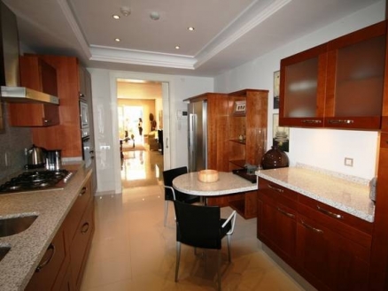 Apartment for sale in town, Malaga 111147