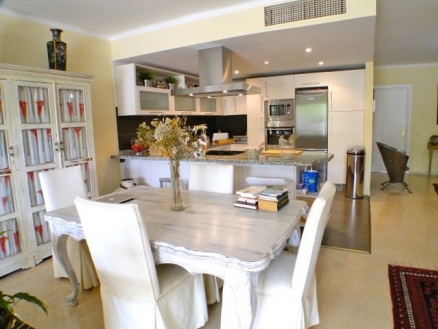 Apartment&nbsp;for&nbsp;sale&nbsp;in&nbsp;town,&nbsp;Malaga&nbsp;111248