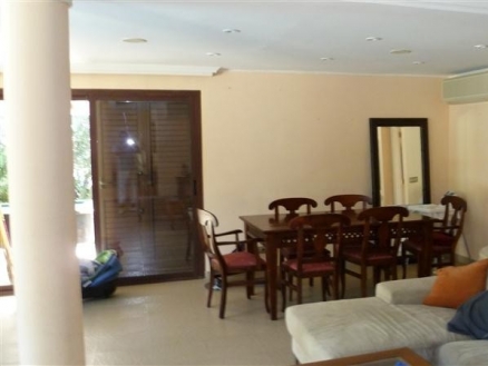 Malaga&nbsp;property&nbsp;|&nbsp;4&nbsp;bedroom&nbsp;Villa&nbsp;111251