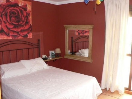 Townhome&nbsp;with&nbsp;2&nbsp;bedroom&nbsp;in&nbsp;town&nbsp;111311