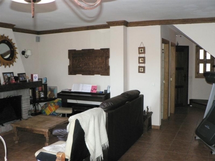 Townhome&nbsp;for&nbsp;sale&nbsp;in&nbsp;town,&nbsp;Spain&nbsp;111391