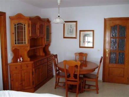 Estepona property: Apartment with 3 bedroom in Estepona 111409