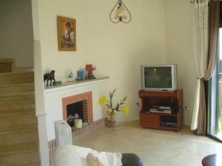 La&nbsp;Duquesa&nbsp;property:&nbsp;Townhome&nbsp;for&nbsp;sale&nbsp;in&nbsp;La&nbsp;Duquesa&nbsp;111415