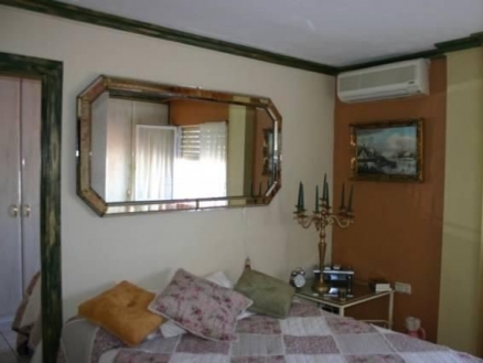 Apartment for sale in town, Malaga 111461