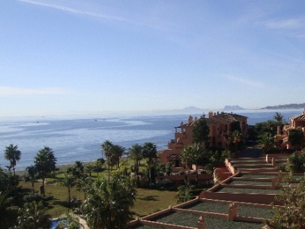 Estepona property: Apartment for sale in Estepona 111542