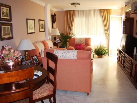 Estepona property: Apartment for sale in Estepona, Malaga 111603