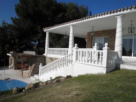 Estepona property: Villa for sale in Estepona 111704