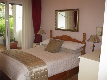 Estepona property: Apartment with 3 bedroom in Estepona 111756