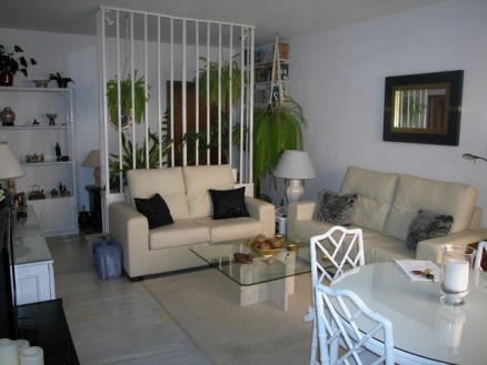 Estepona property: Apartment with 1 bedroom in Estepona, Spain 111767