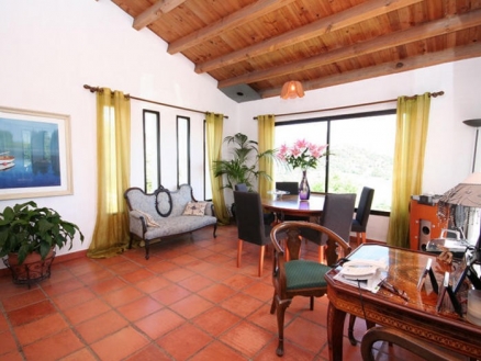 Casares property: Villa in Malaga for sale 111857