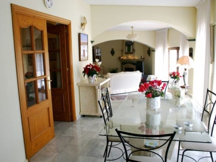 Benahavis property: Apartment for sale in Benahavis, Spain 111870