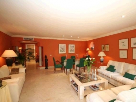 Elviria property: Apartment for sale in Elviria, Spain 111877