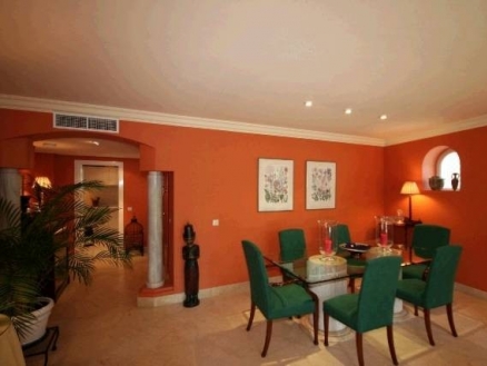 Elviria property: Apartment for sale in Elviria, Malaga 111877