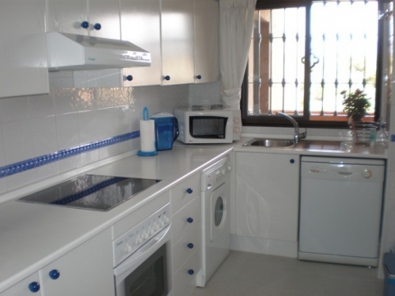 Estepona property: Apartment with 3 bedroom in Estepona 112060
