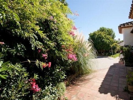 Estepona property: Villa with 3 bedroom in Estepona 112132