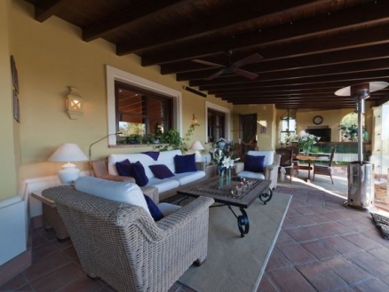 Malaga&nbsp;property&nbsp;|&nbsp;4&nbsp;bedroom&nbsp;Villa&nbsp;112147