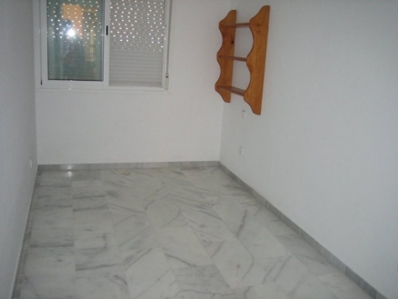 Estepona property: Apartment with 3 bedroom in Estepona 112455