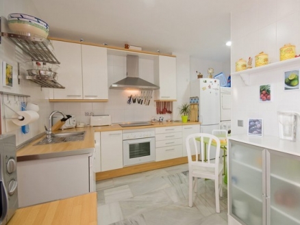 Estepona property: Villa with 3 bedroom in Estepona 113086