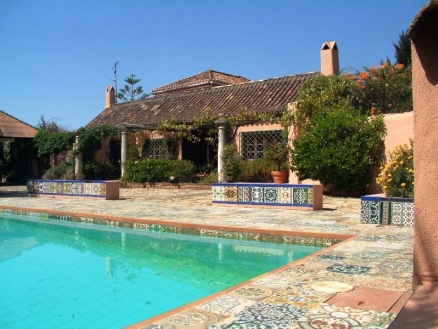 Estepona property: Villa for sale in Estepona 113091