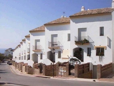 Estepona property: Townhome for sale in Estepona 113132