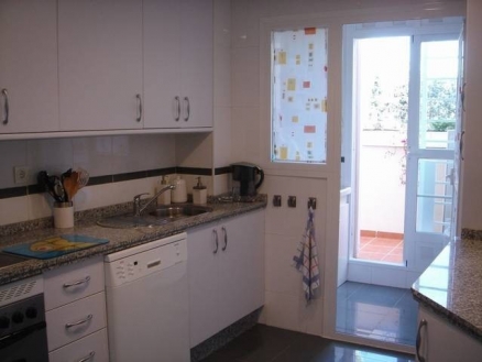 Estepona property: Apartment with 2 bedroom in Estepona 113151